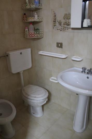 Image No.11-3 Bed Townhouse for sale