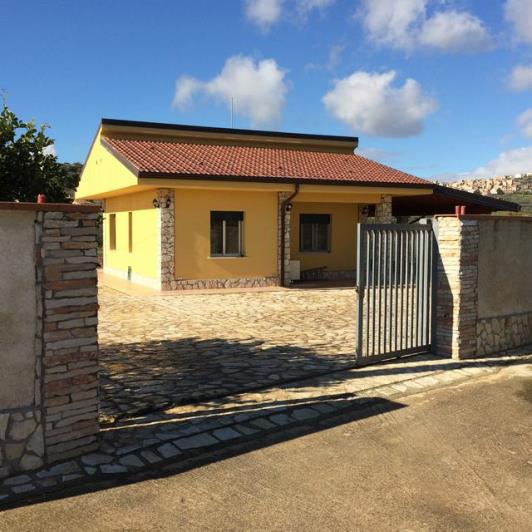 Image No.4-2 Bed Villa for sale