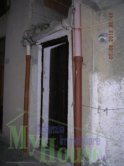 Image No.24-3 Bed Townhouse for sale