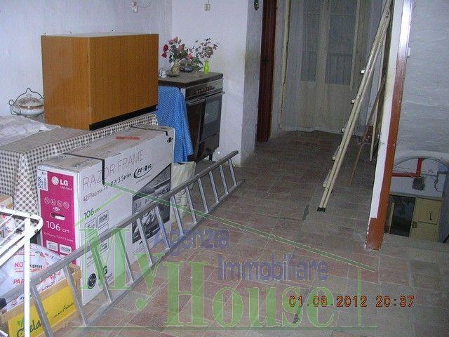 Image No.20-3 Bed Townhouse for sale