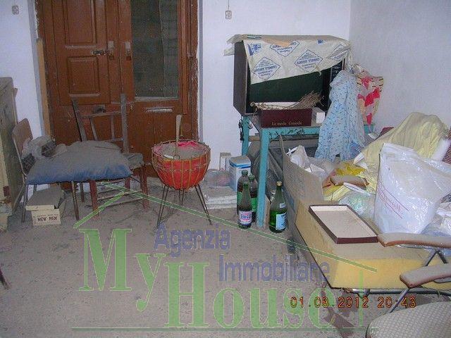 Image No.27-3 Bed Townhouse for sale