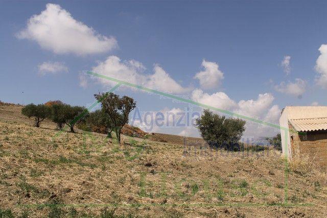 Image No.10-2 Bed Villa for sale