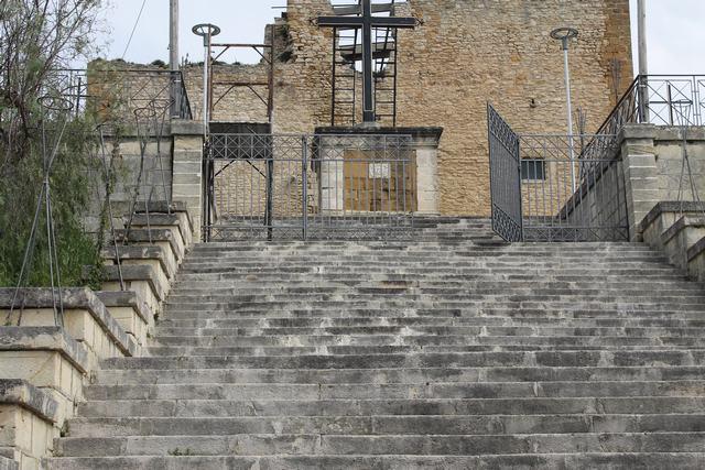 Image No.25-3 Bed House for sale