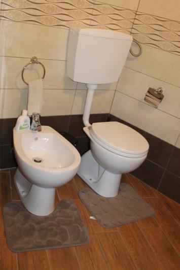 Image No.10-1 Bed Townhouse for sale