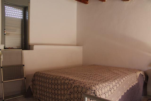 Image No.11-2 Bed Townhouse for sale