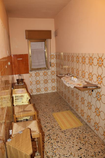 Image No.17-3 Bed Townhouse for sale