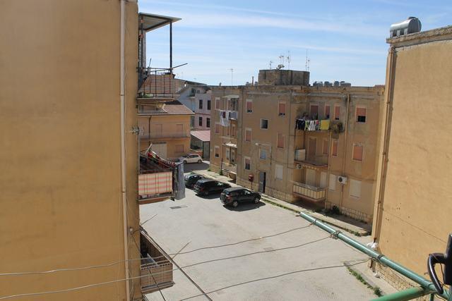 Image No.11-1 Bed Apartment for sale