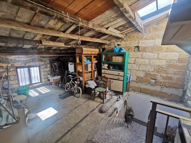 Image No.22-2 Bed Townhouse for sale