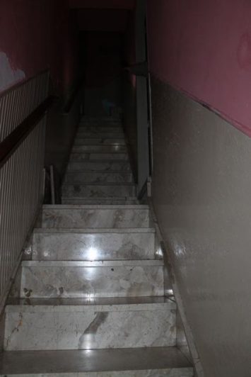 Image No.8-3 Bed Studio for sale