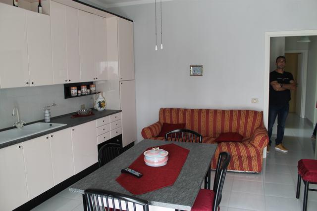 Image No.20-4 Bed House for sale