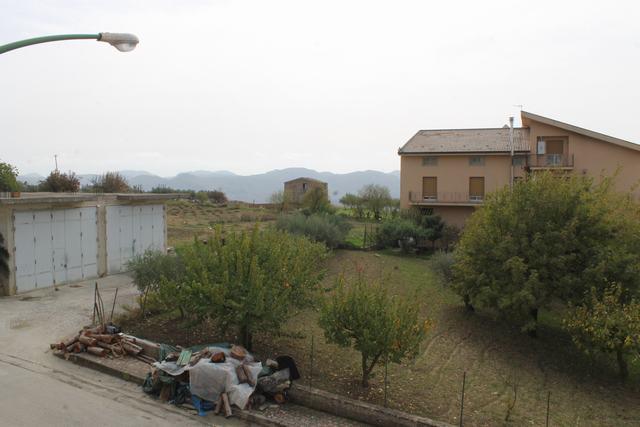 Image No.23-4 Bed House for sale