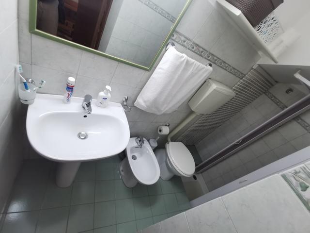 Image No.6-3 Bed Townhouse for sale