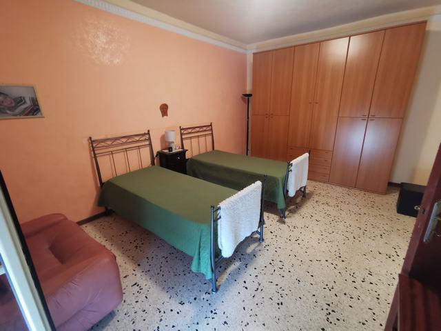 Image No.14-3 Bed Townhouse for sale