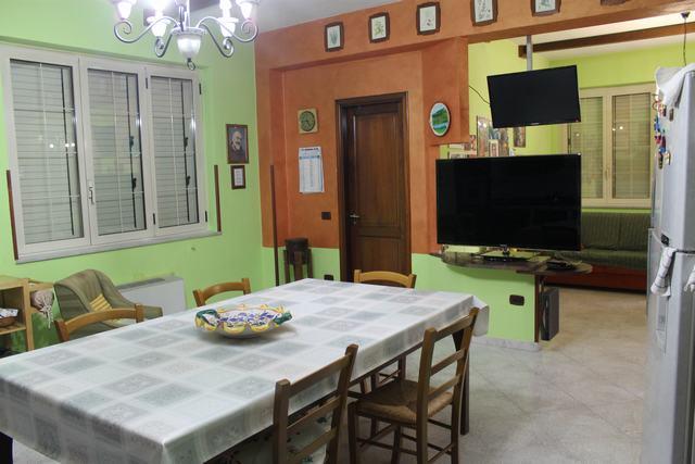 Image No.10-4 Bed Villa for sale