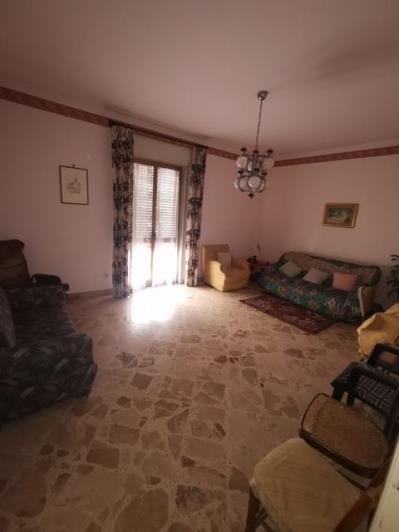 Image No.14-3 Bed Townhouse for sale