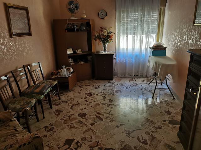 Image No.27-3 Bed Townhouse for sale