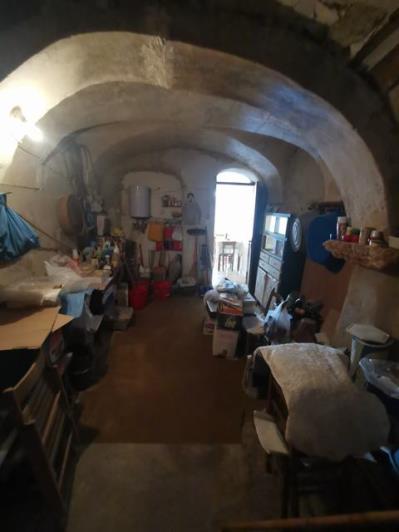 Image No.10-2 Bed Townhouse for sale