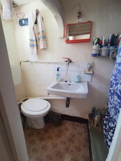 Image No.17-2 Bed Townhouse for sale