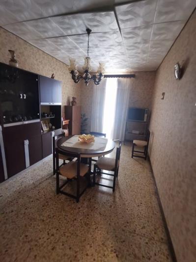 Image No.20-2 Bed Townhouse for sale