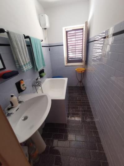 Image No.29-2 Bed Townhouse for sale