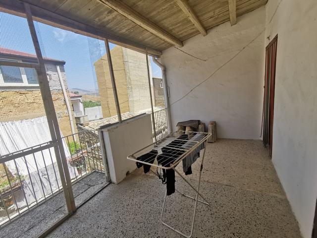 Image No.31-2 Bed Townhouse for sale