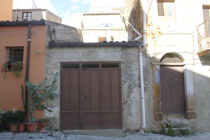 Image No.6-3 Bed Townhouse for sale