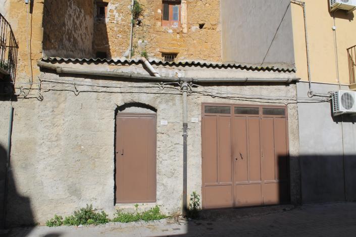 Image No.8-3 Bed Townhouse for sale