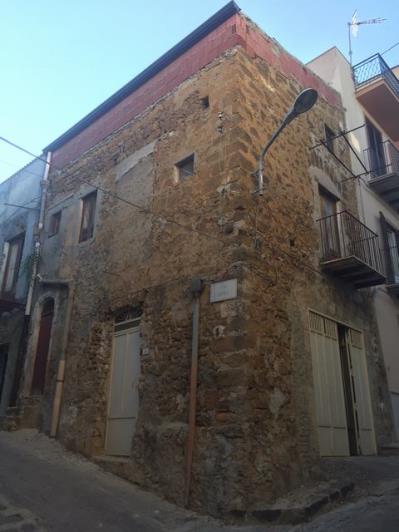 Image No.4-1 Bed Townhouse for sale