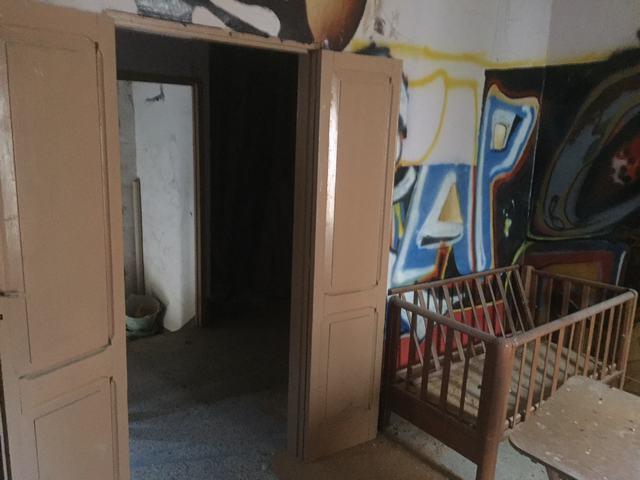 Image No.9-1 Bed Townhouse for sale