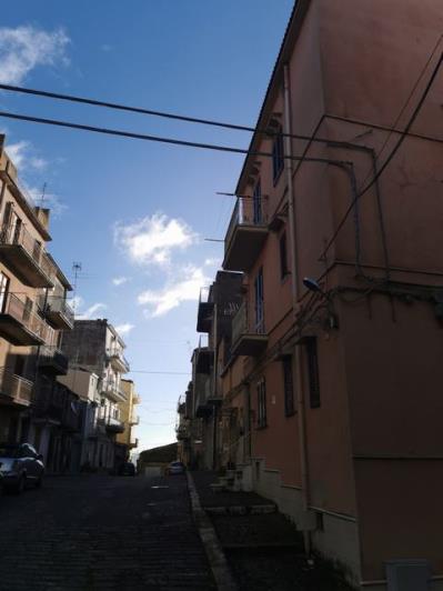 Image No.3-3 Bed Townhouse for sale