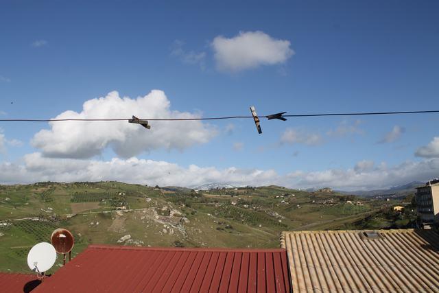 Image No.3-2 Bed Townhouse for sale