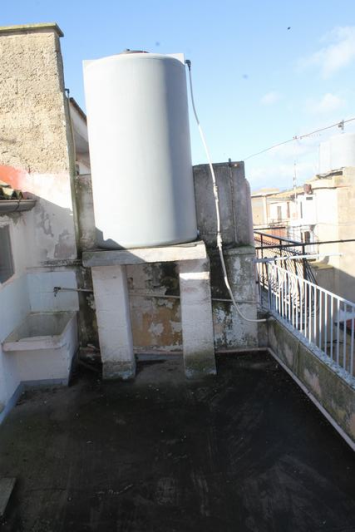 Image No.7-2 Bed Townhouse for sale