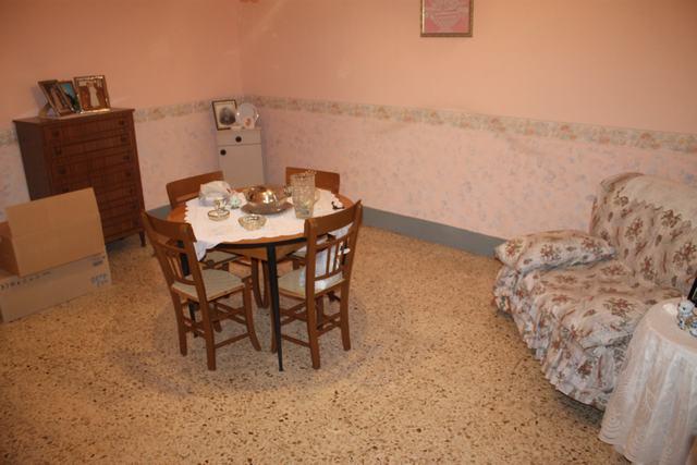 Image No.10-2 Bed Townhouse for sale