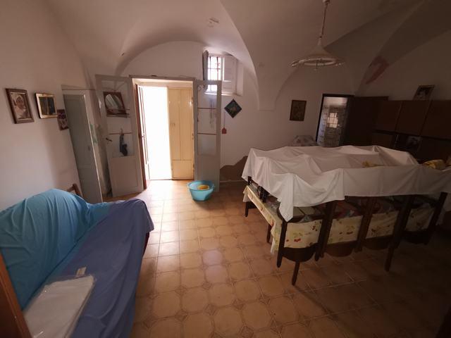 Image No.9-3 Bed Townhouse for sale