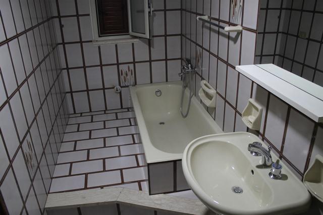 Image No.20-3 Bed Townhouse for sale