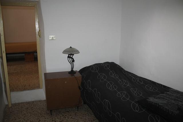 Image No.8-2 Bed Townhouse for sale