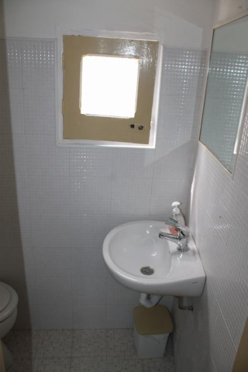 Image No.10-2 Bed Townhouse for sale