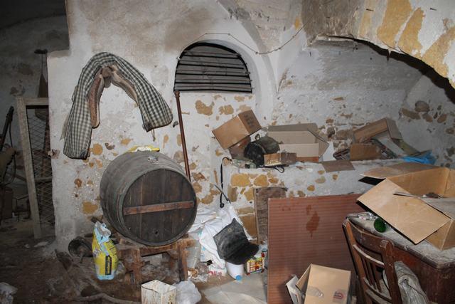 Image No.3-2 Bed Townhouse for sale