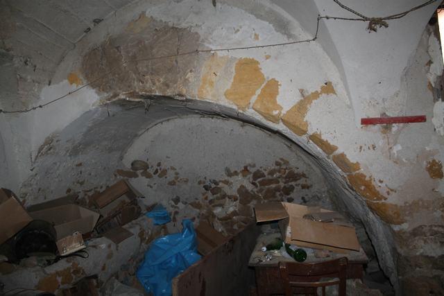 Image No.6-2 Bed Townhouse for sale