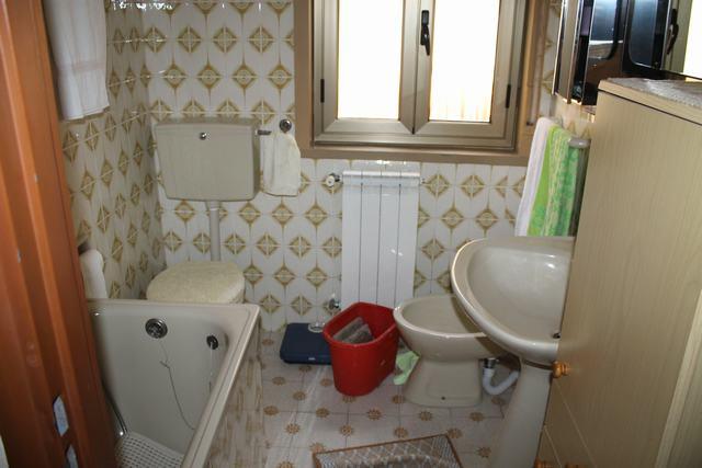 Image No.10-3 Bed Townhouse for sale