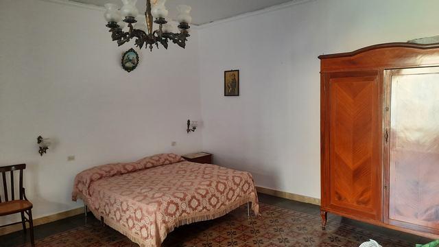 Image No.5-2 Bed Townhouse for sale