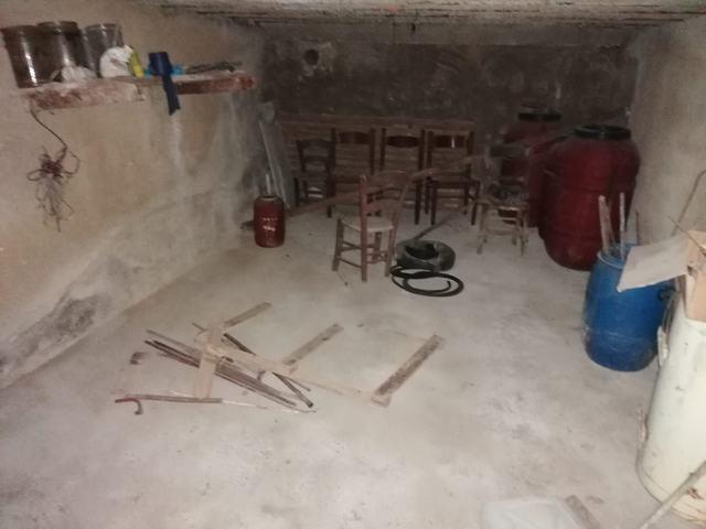 Image No.29-3 Bed Townhouse for sale