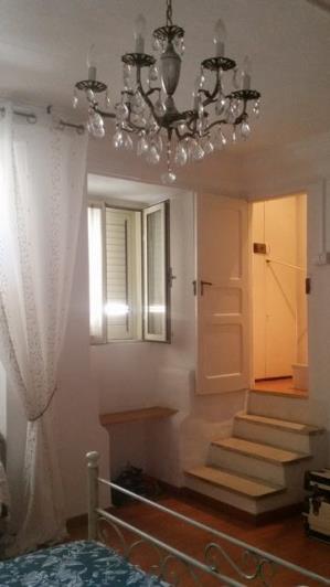 Image No.9-2 Bed Townhouse for sale