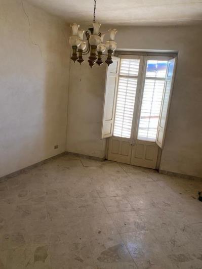 Image No.3-2 Bed Townhouse for sale