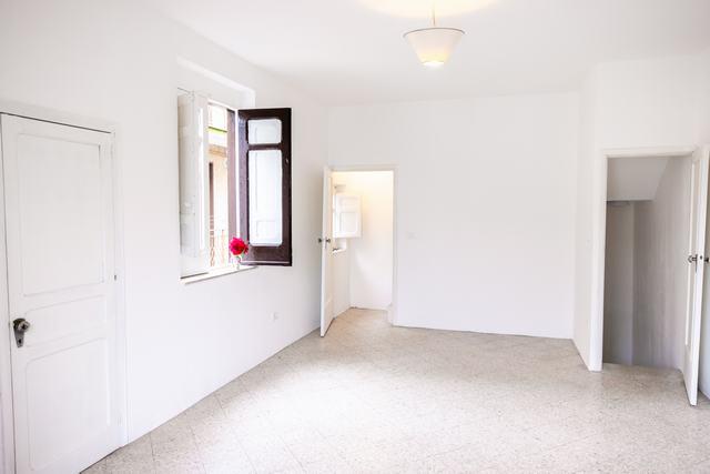 Image No.3-2 Bed Townhouse for sale