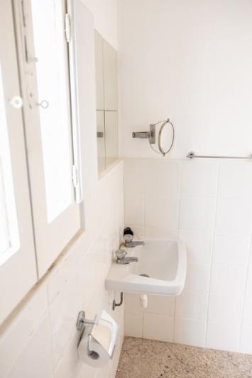 Image No.7-2 Bed Townhouse for sale