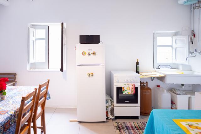 Image No.22-2 Bed Townhouse for sale