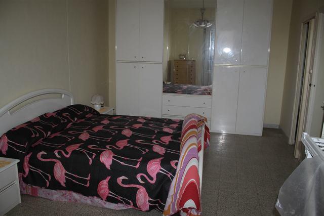 Image No.9-2 Bed Townhouse for sale