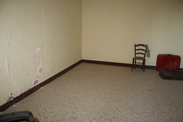 Image No.12-2 Bed Townhouse for sale