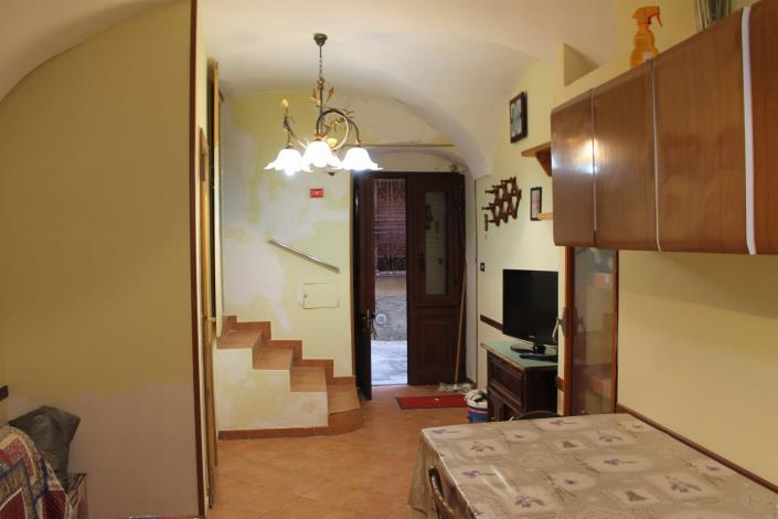 Image No.13-2 Bed Townhouse for sale